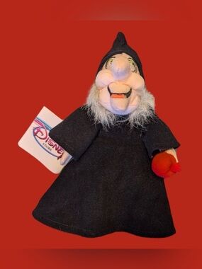 DISNEY - SNOW WHITE AND THE SEVEN DWARFS - EVIL QUEEN HAG BEANBAG PLUSH